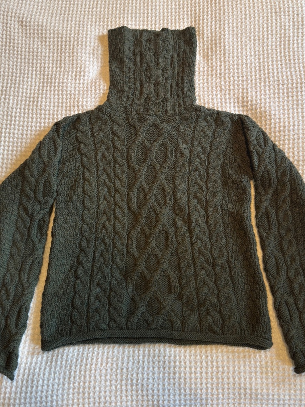 Aran Crafts Ireland 100% Merino Wool Cable Knit Turtleneck Sweater M